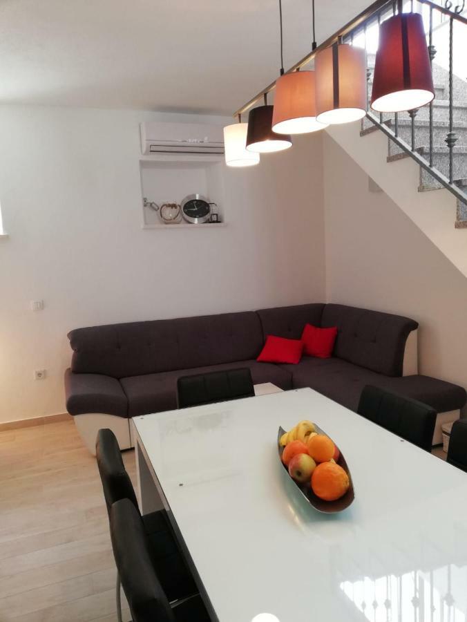 Apartment Porat Traù Esterno foto